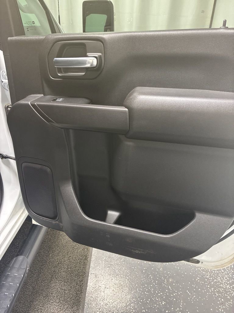 Used 2025 Chevrolet Silverado 2500 Custom w/ Custom Value Package image 27