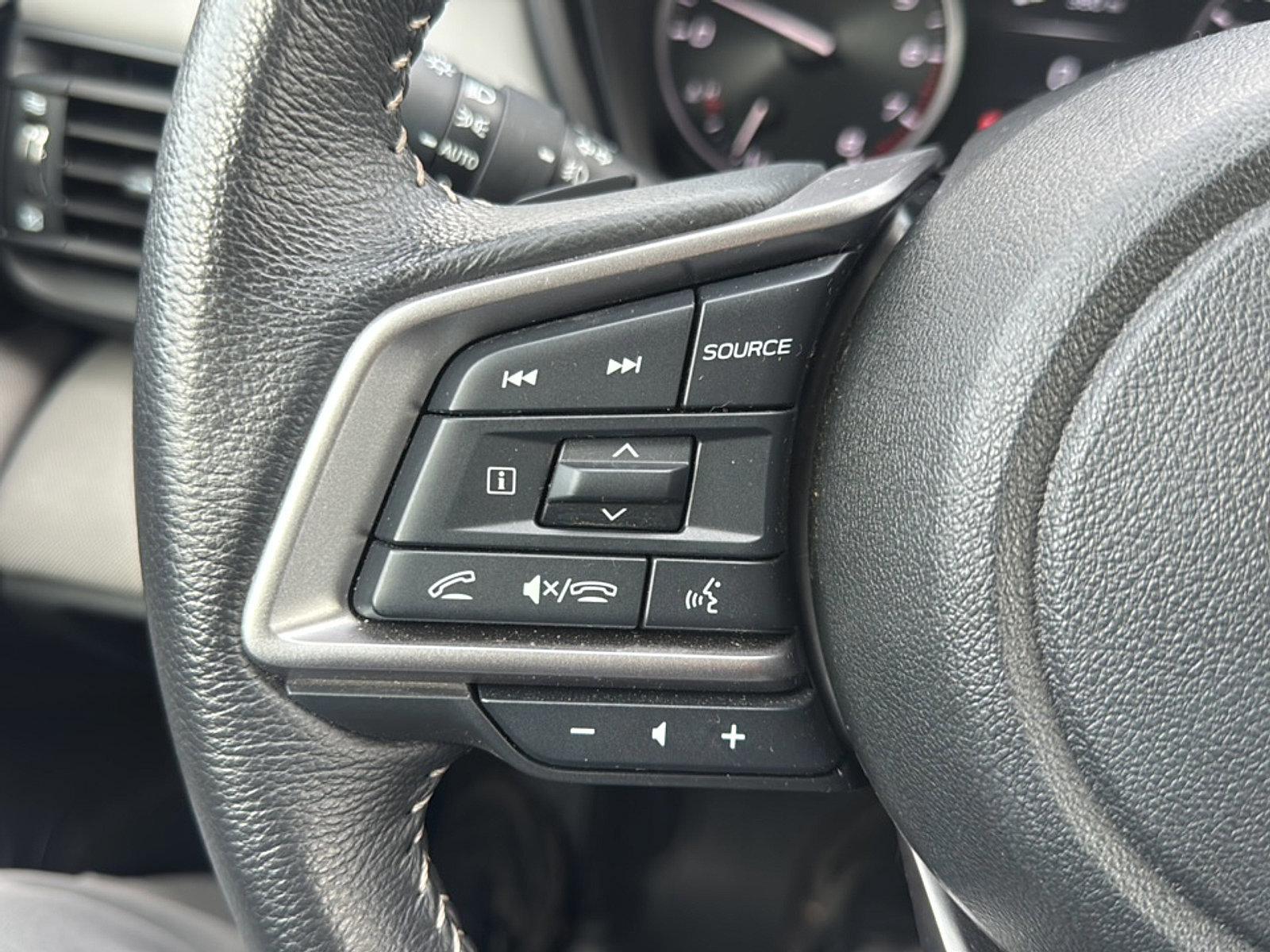 Certified 2025 Subaru Legacy Premium w/ Popular Package #1A image 29