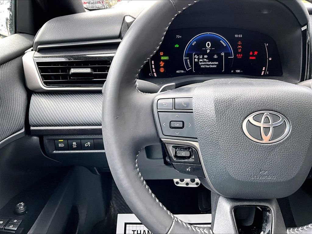 Used 2025 Toyota Camry SE FWD image 15