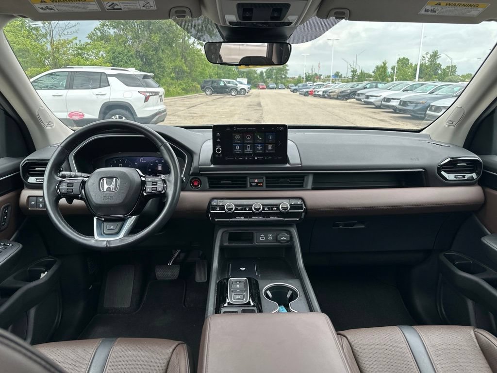 Used 2024 Honda Pilot Elite image 21