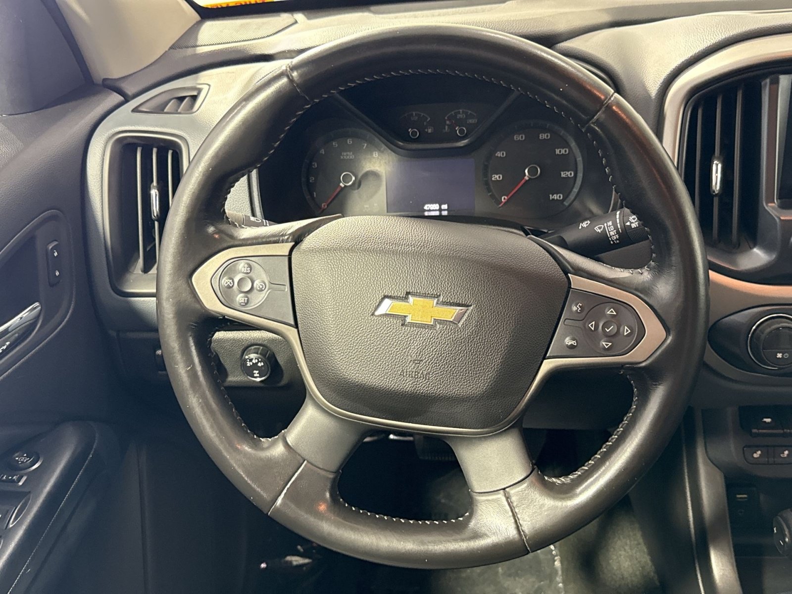Used 2016 Chevrolet Colorado Z71 AWD/4WD image 17