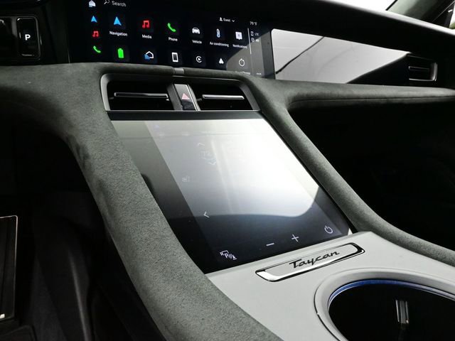 Certified 2023 Porsche Taycan GTS image 11