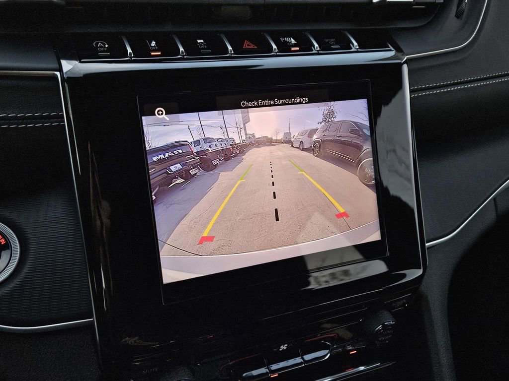 New 2026 Jeep Grand Cherokee L Laredo RWD image 21