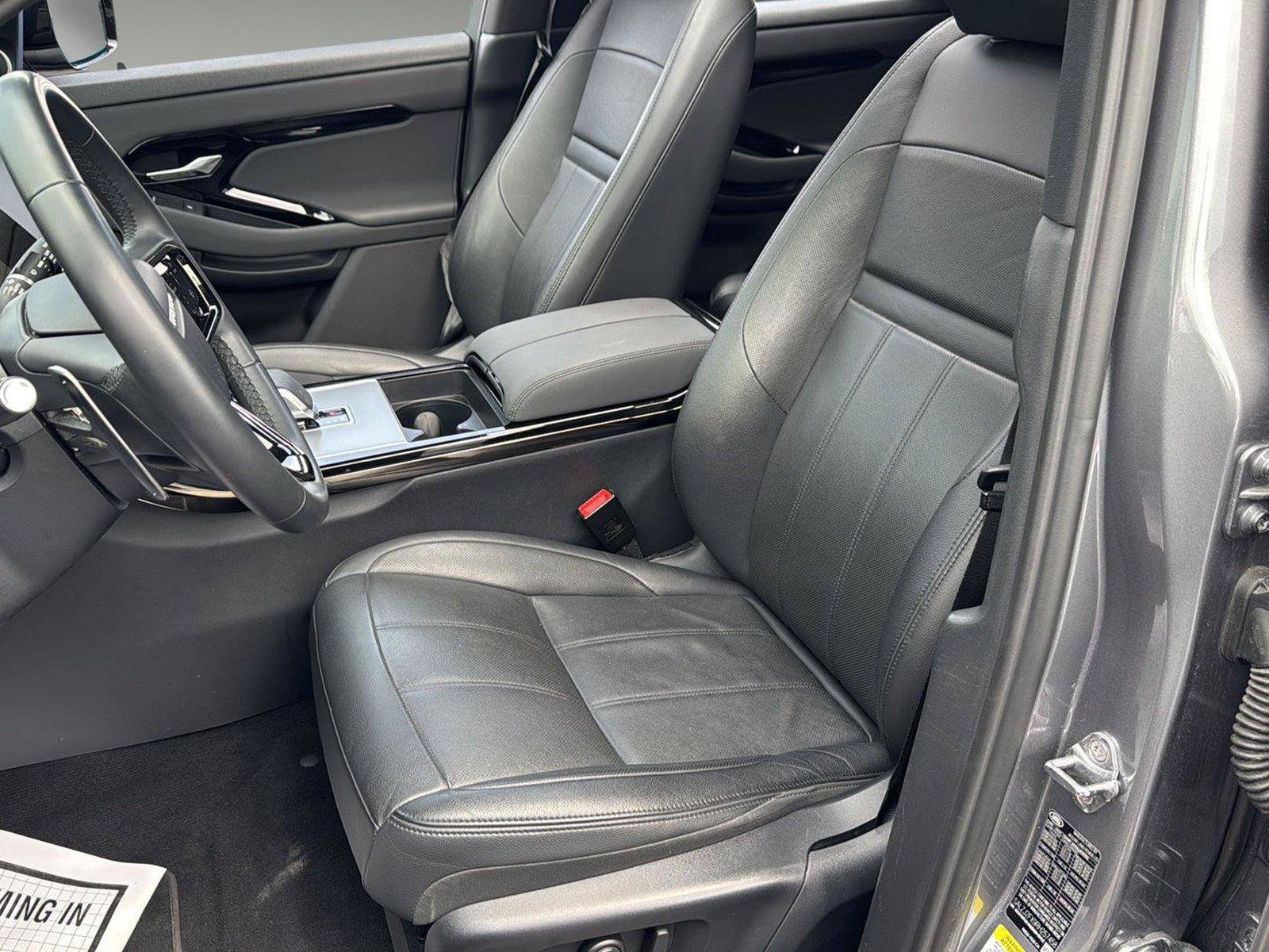 Used 2024 Land Rover Range Rover Evoque S AWD/4WD image 16