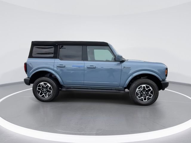 Used 2023 Ford Bronco Outer Banks image 9