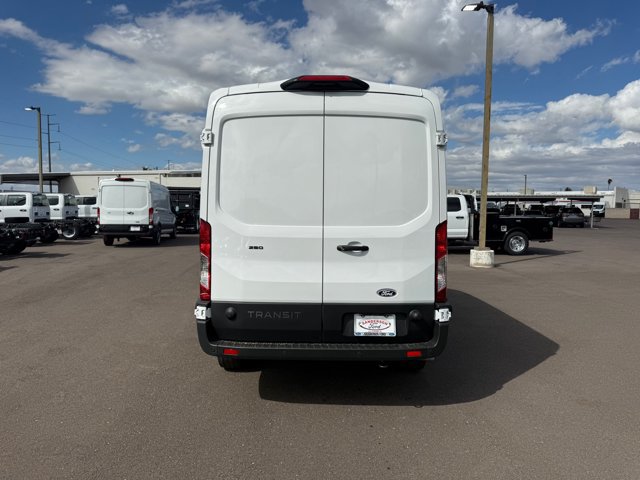 New 2027 Ford Transit 250 148 Medium Roof RWD image 4