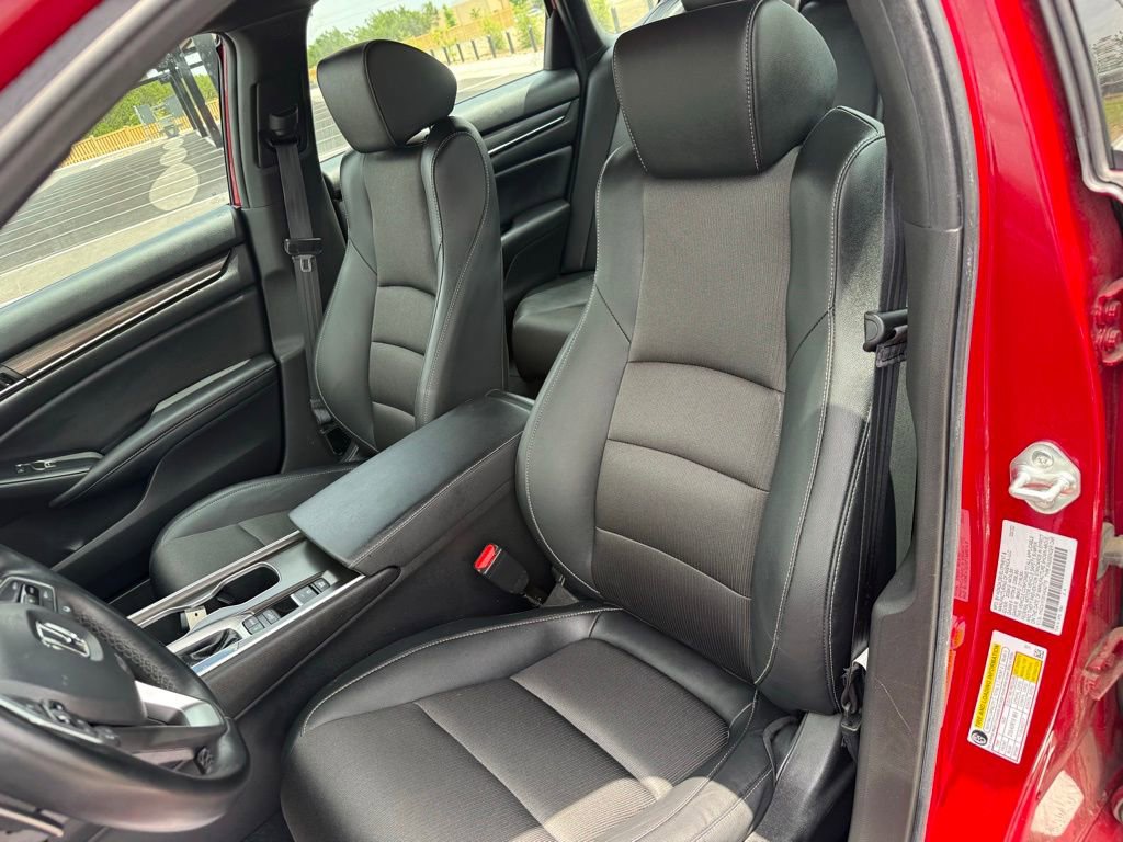 Used 2022 Honda Accord Sport image 14