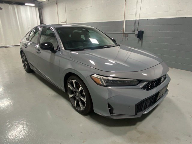 Used 2025 Honda Civic Sport Touring image 4