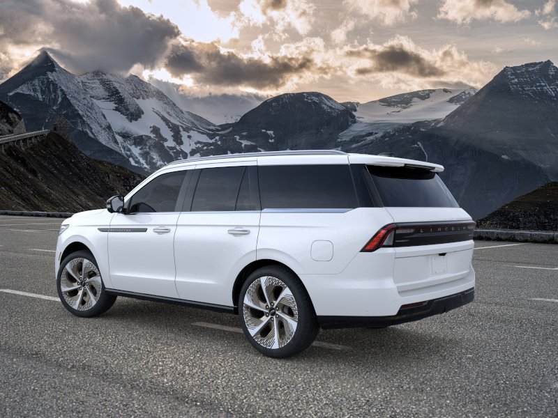 New 2026 Lincoln Navigator Black Label AWD/4WD image 4