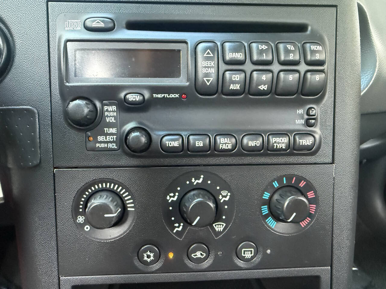 Used 2004 Pontiac Grand Prix GTP FWD image 18