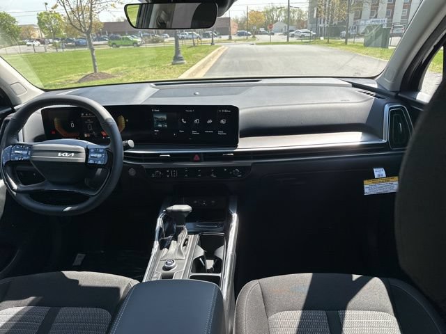 New 2026 Kia Sorento LX FWD image 3