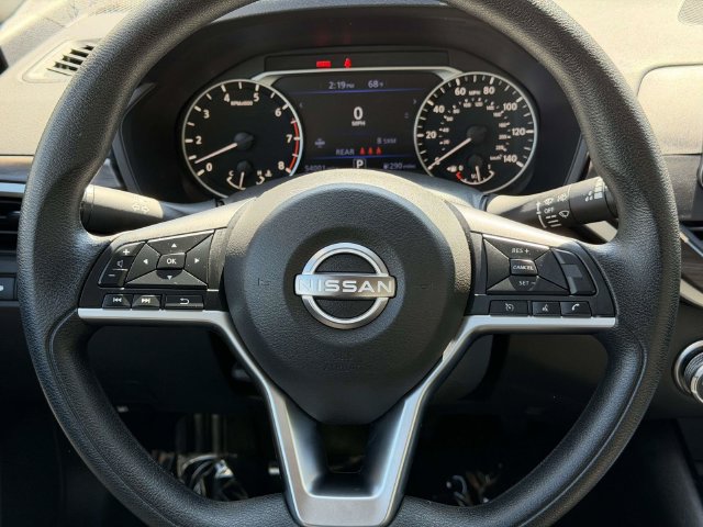 Used 2024 Nissan Altima 2.5 SV FWD image 19
