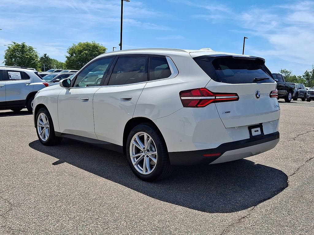 Used 2025 BMW X3 xDrive30i w/ Premium Package AWD/4WD image 7