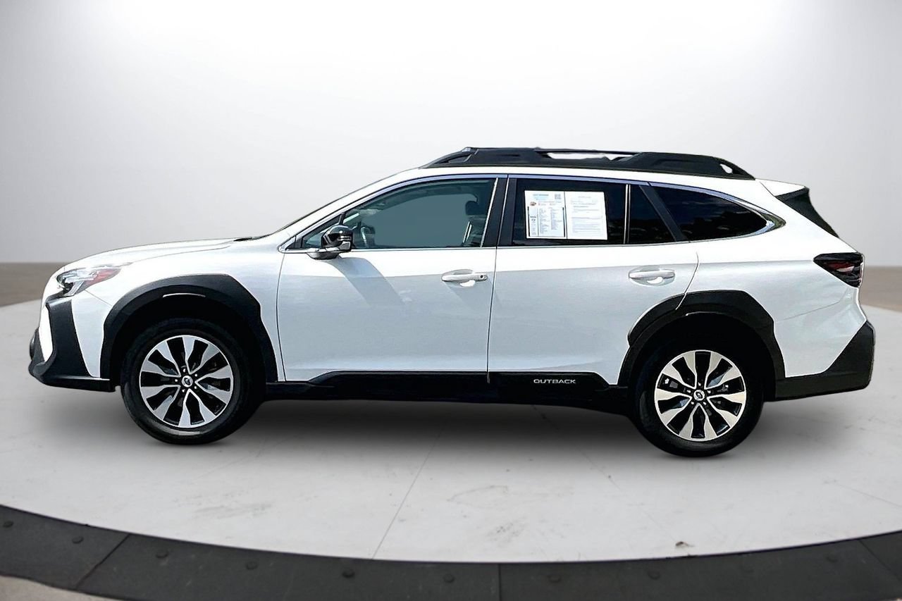Used 2024 Subaru Outback Limited AWD/4WD image 5