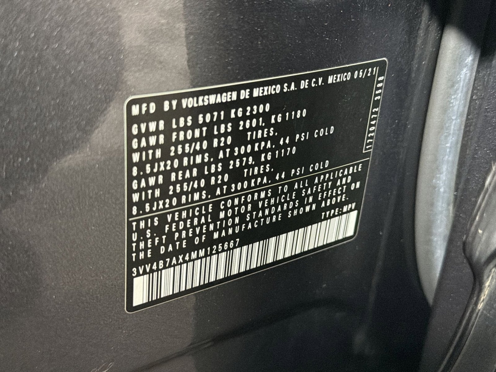 Used 2021 Volkswagen Tiguan SEL Premium R-Line image 28