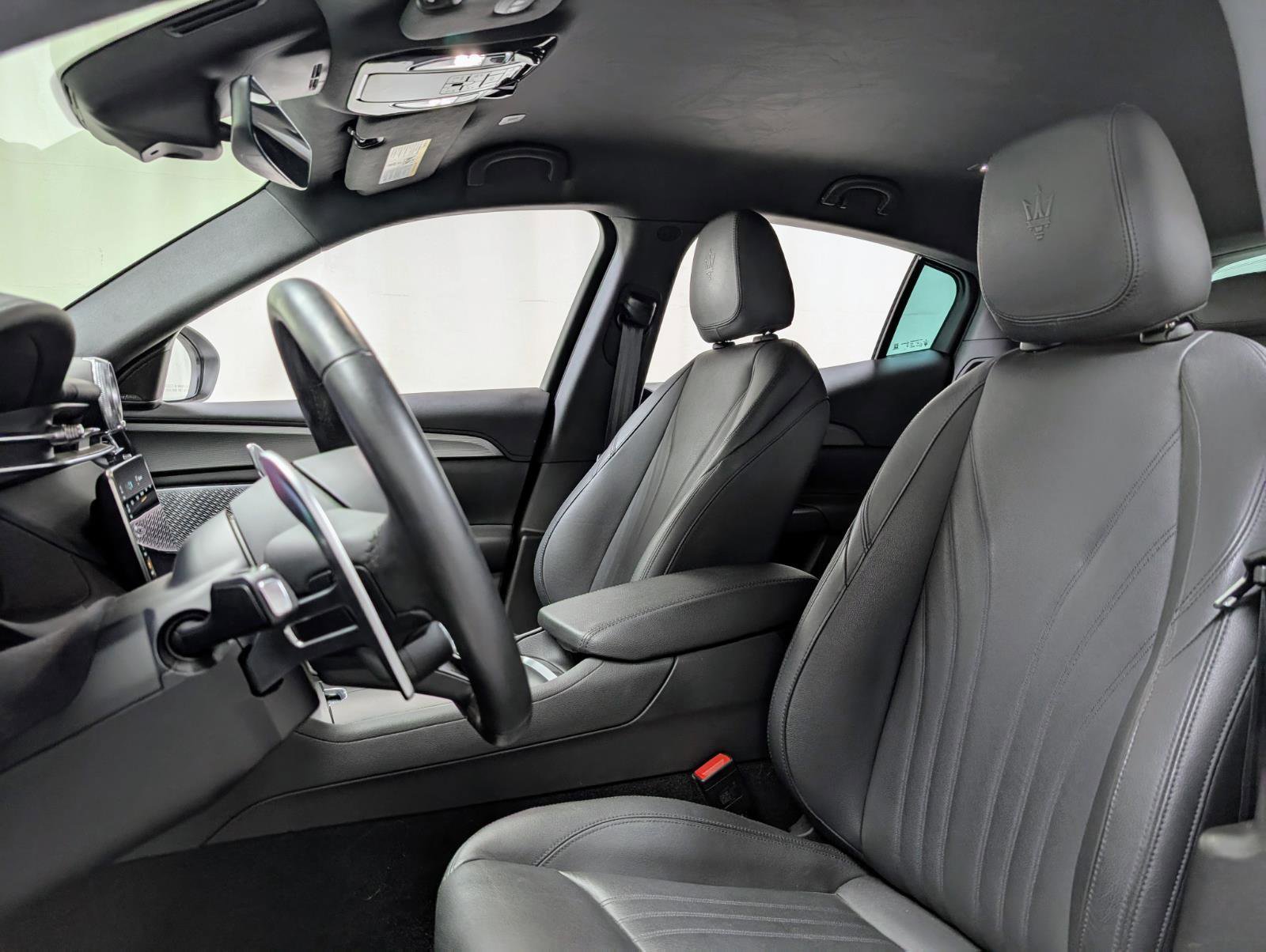 Used 2023 Maserati Grecale GT image 17