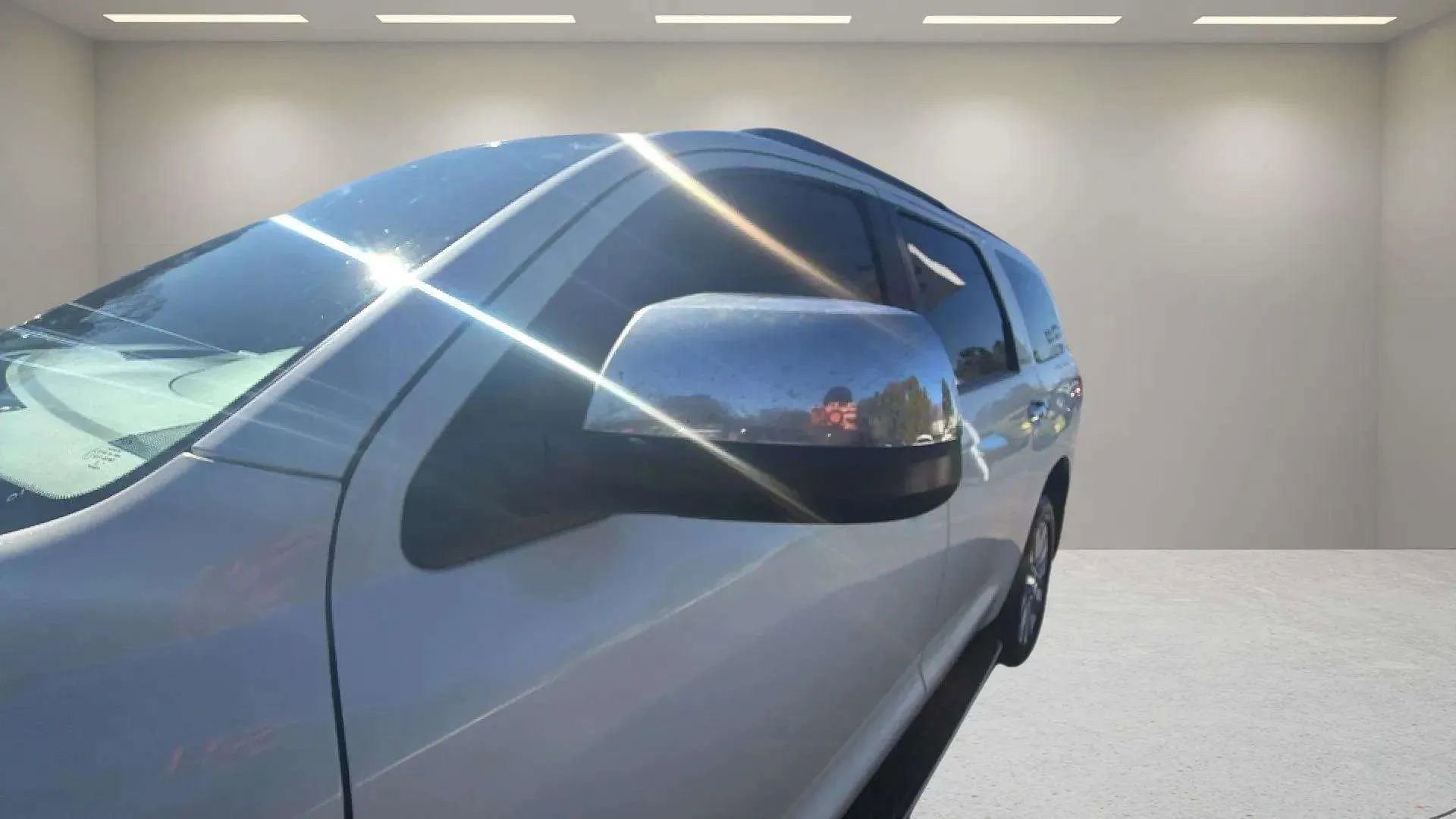 Used 2016 Toyota Sequoia Platinum image 12