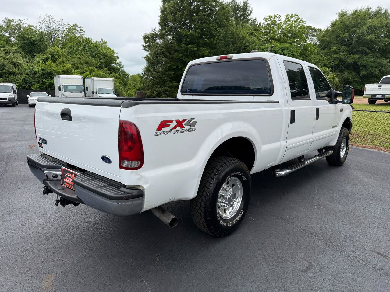 Used 2003 Ford F250 XLT AWD/4WD image 4