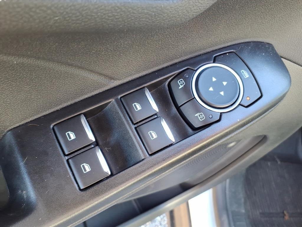 Used 2025 Ford Escape SE image 14