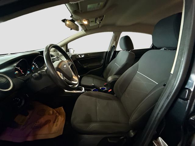 Used 2014 Ford Fiesta SE image 19