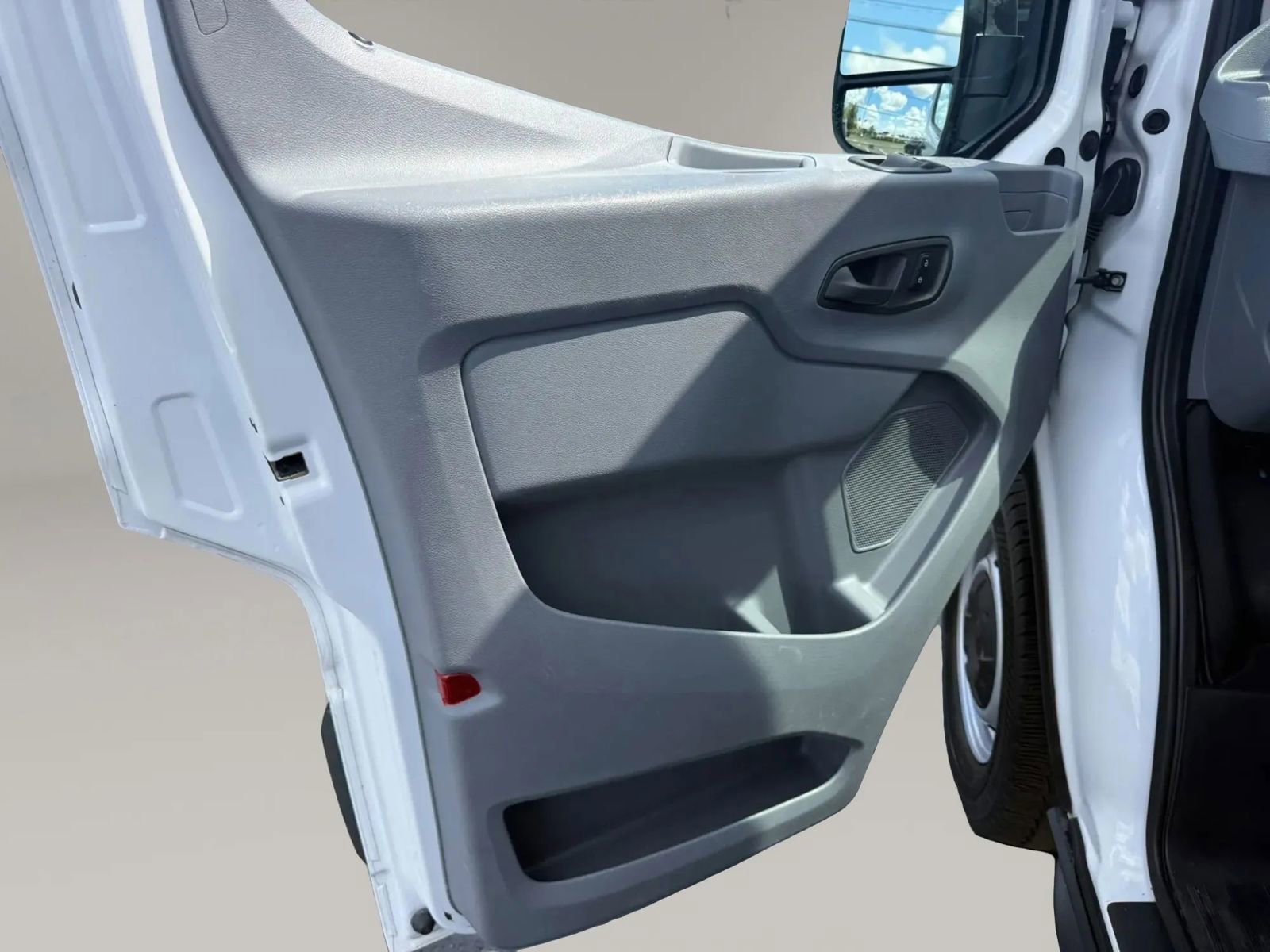 Used 2018 Ford Transit 250 148 Medium Roof RWD image 11