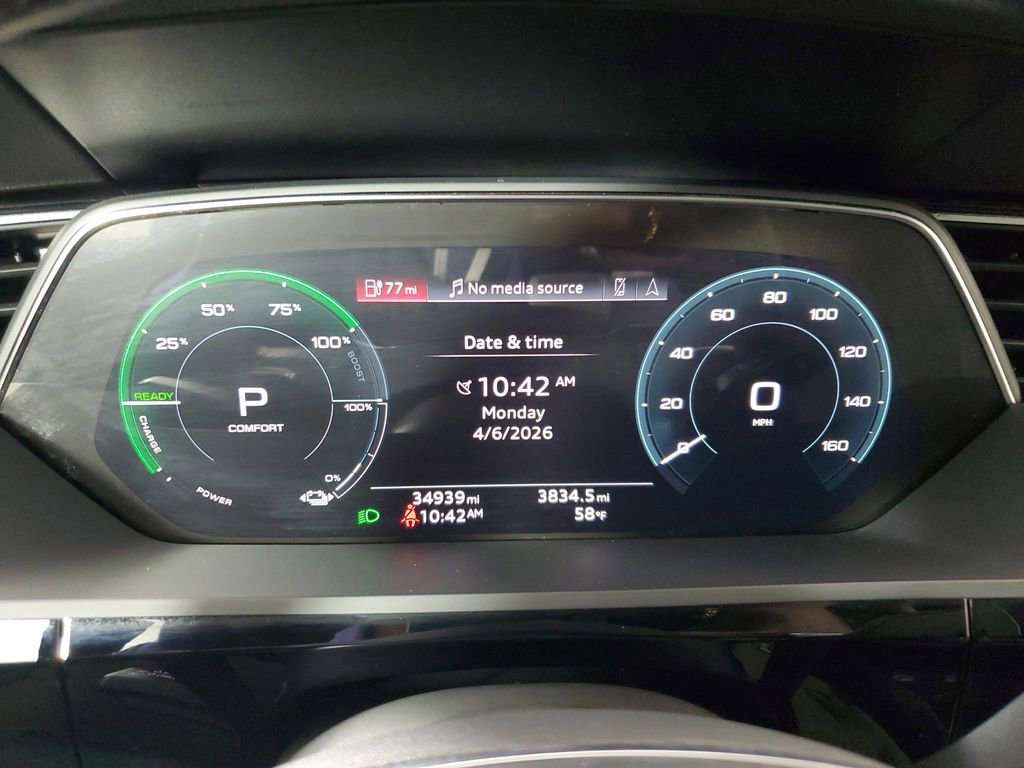 Certified 2023 Audi e-tron Premium Plus w/ Premium Plus Package image 28