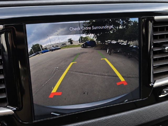 Used 2020 Chrysler Pacifica Touring-L w/ S Appearance Package FWD image 23