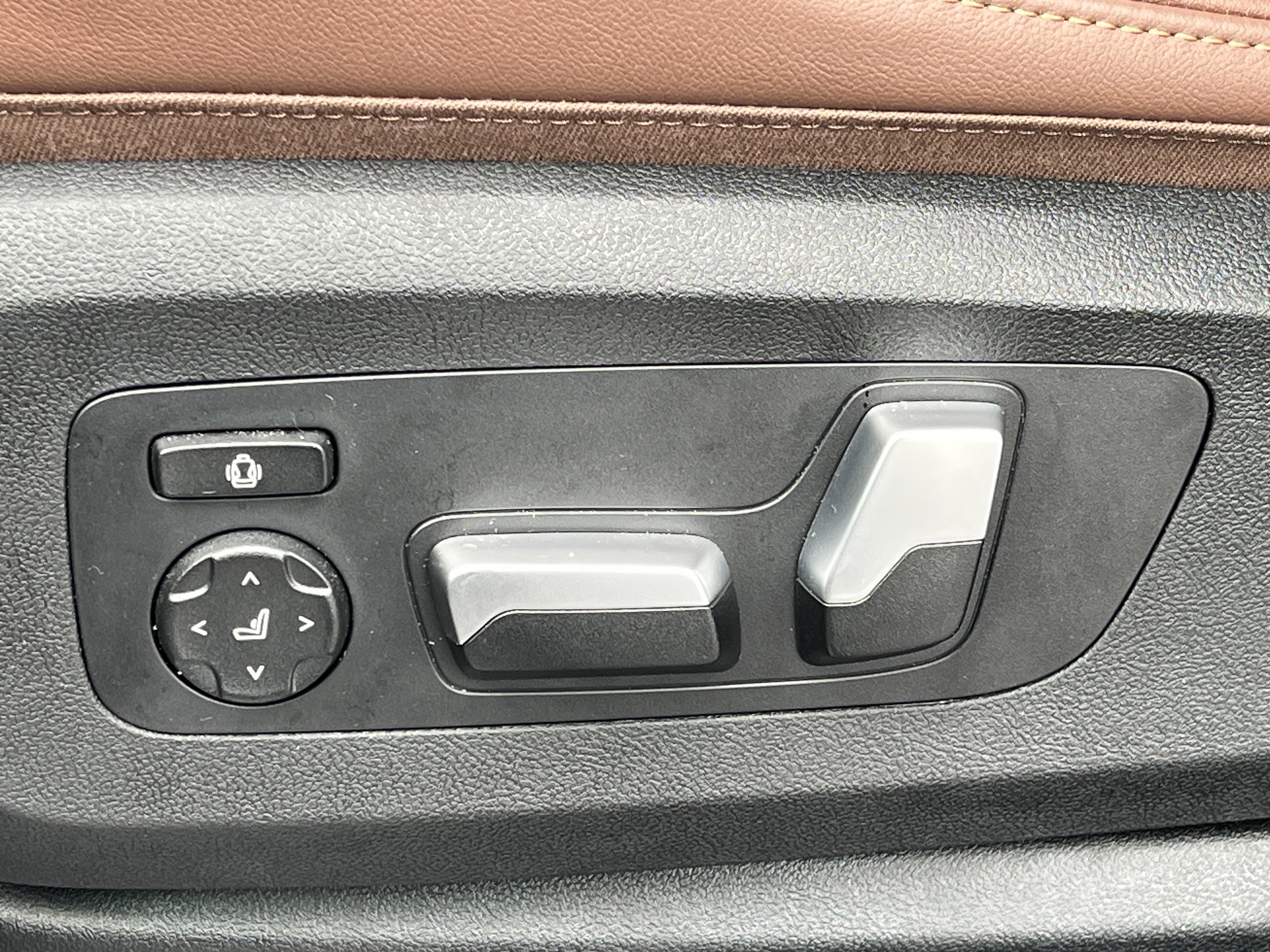 Used 2026 BMW X5 xDrive40i image 21