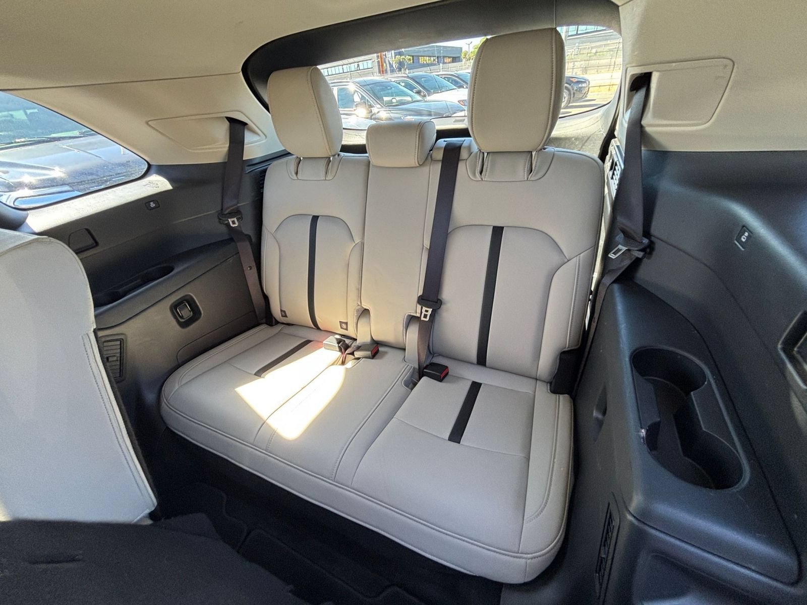 Used 2025 MAZDA CX-90 3.3 Turbo w/ Preferred Package AWD/4WD image 31