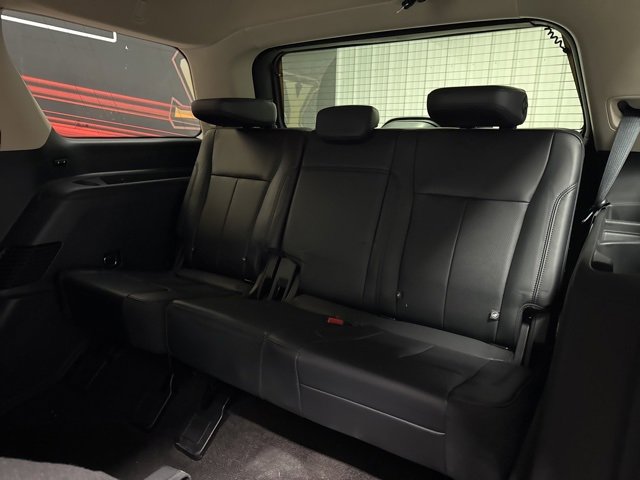 Used 2023 Ford Expedition XLT image 15