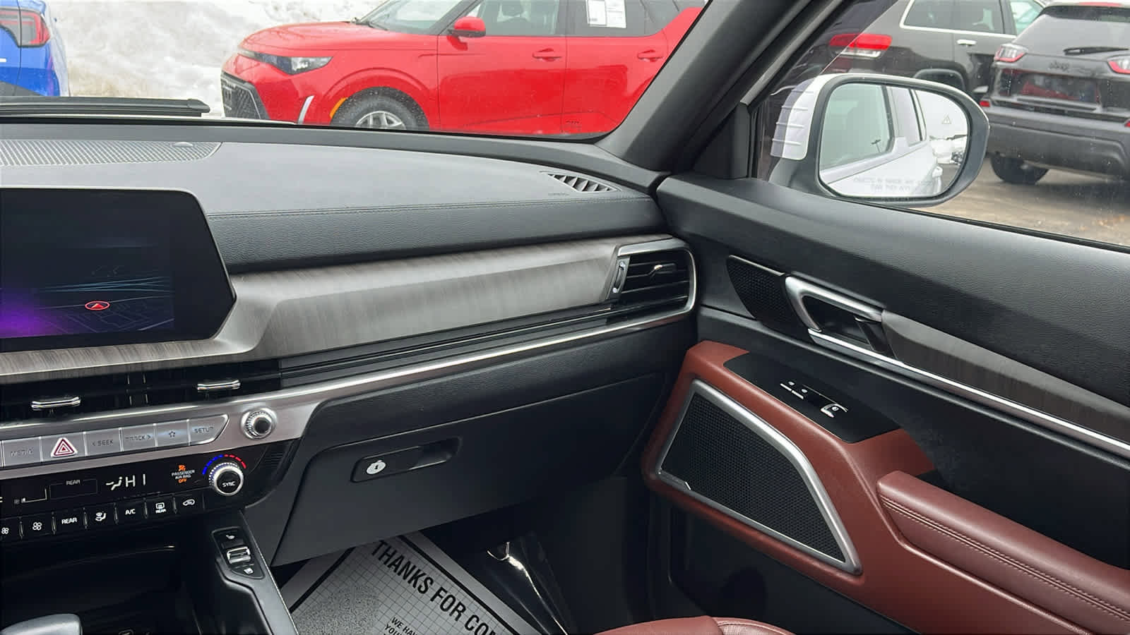 Used 2023 Kia Telluride EX image 29