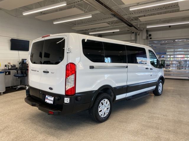 Used 2019 Ford Transit 350 XLT RWD image 5