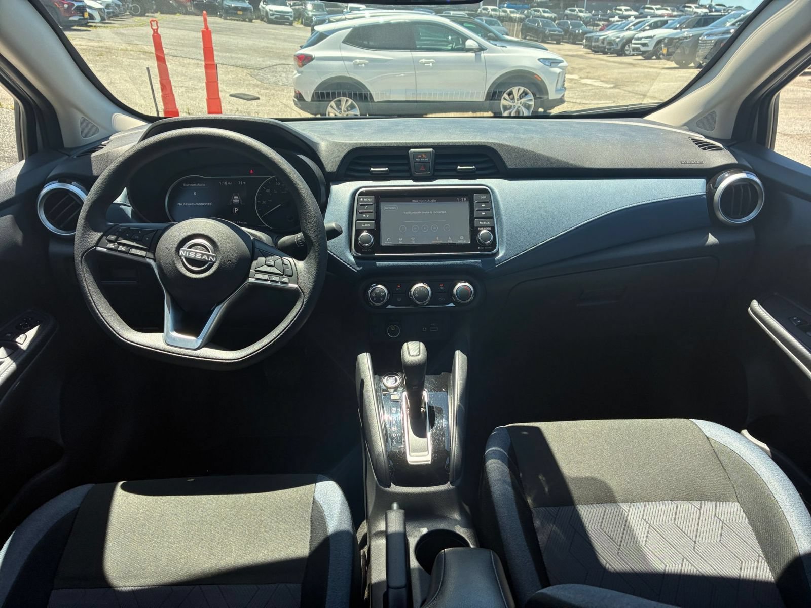 Used 2025 Nissan Versa SV FWD image 28