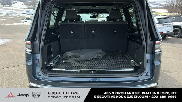 Used 2024 Jeep Grand Wagoneer L Series III AWD/4WD image 28
