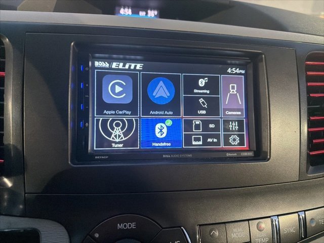 Used 2014 Toyota Sienna LE image 13