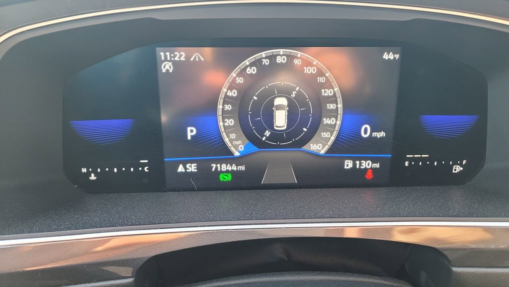 Used 2022 Volkswagen Tiguan SE image 19