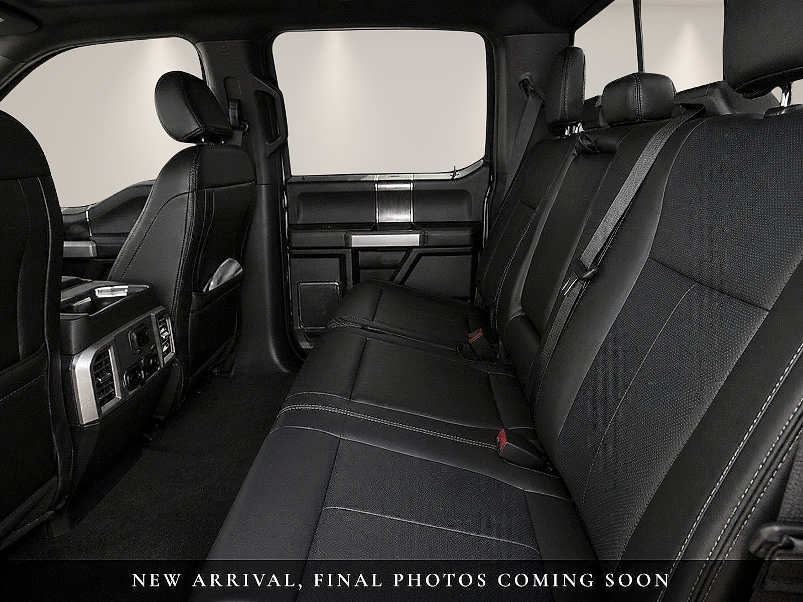 Used 2022 Ford F250 Lariat w/ Lariat Ultimate Package AWD/4WD image 9