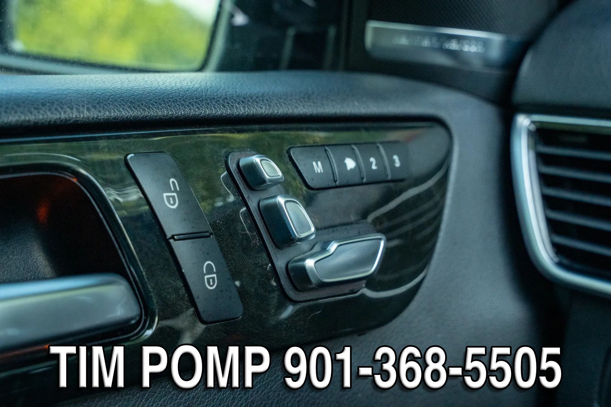 Used 2018 Mercedes-Benz GLS 450 4MATIC w/ Premium Package image 22