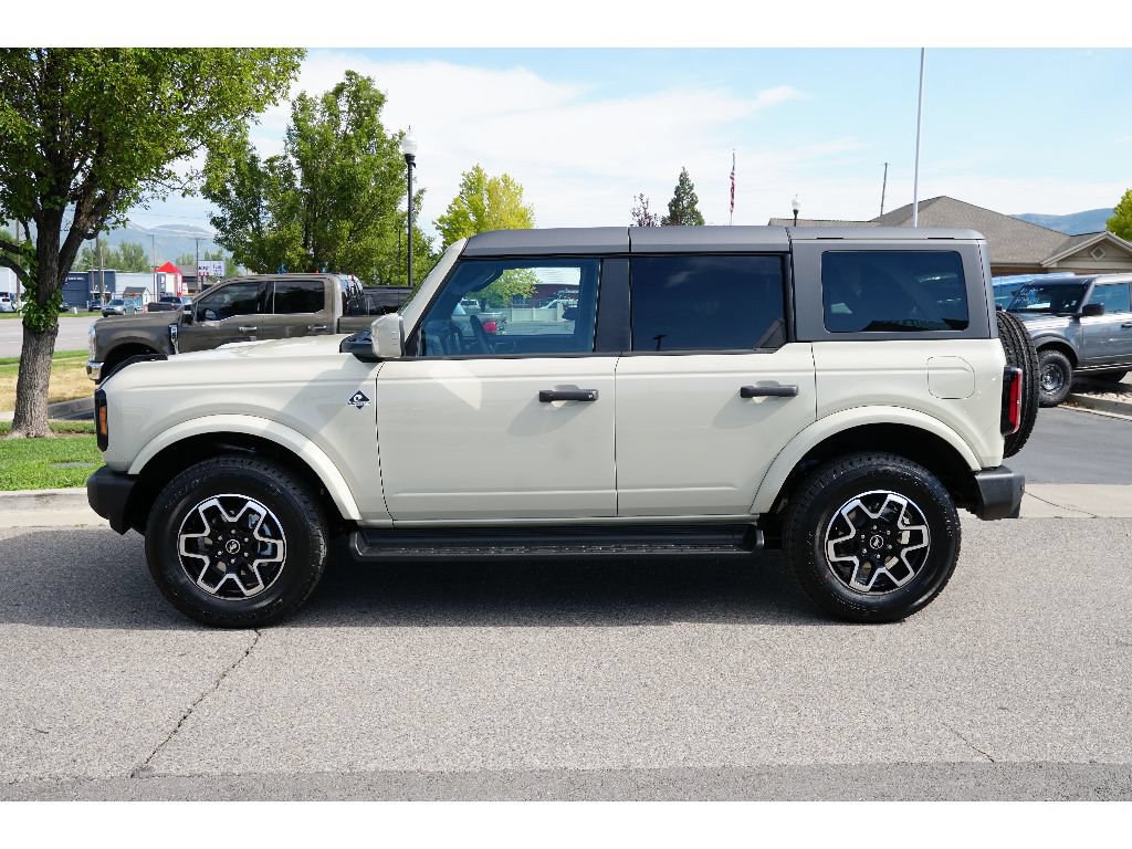 New 2026 Ford Bronco Outer Banks AWD/4WD image 3