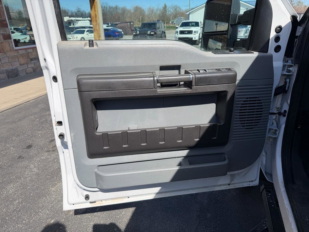 Used 2016 Ford F450 XL w/ Power Equipment Group image 11