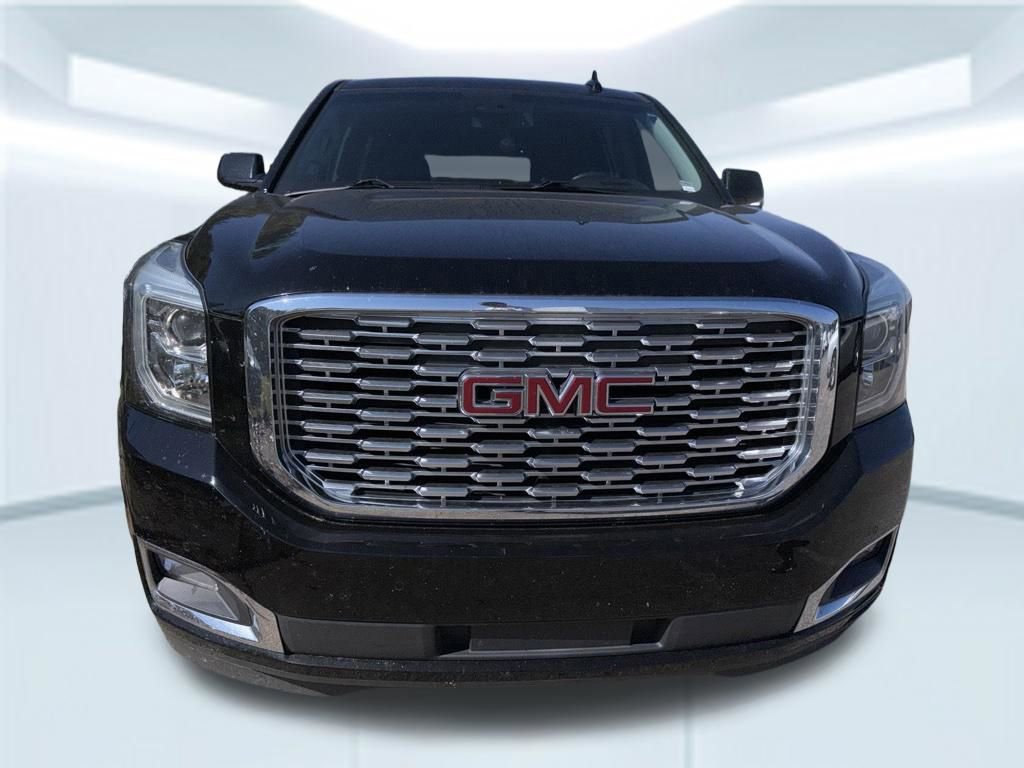 Used 2020 GMC Yukon XL Denali w/ Open Road Package RWD image 2