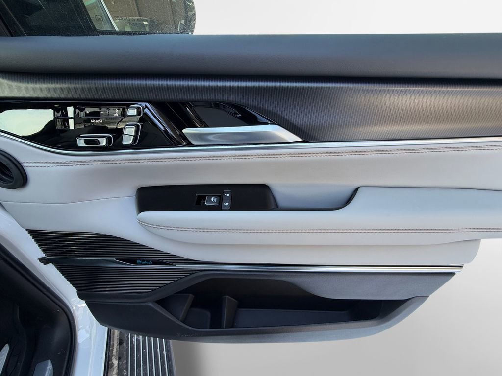 New 2026 Jeep Grand Wagoneer L Summit image 35