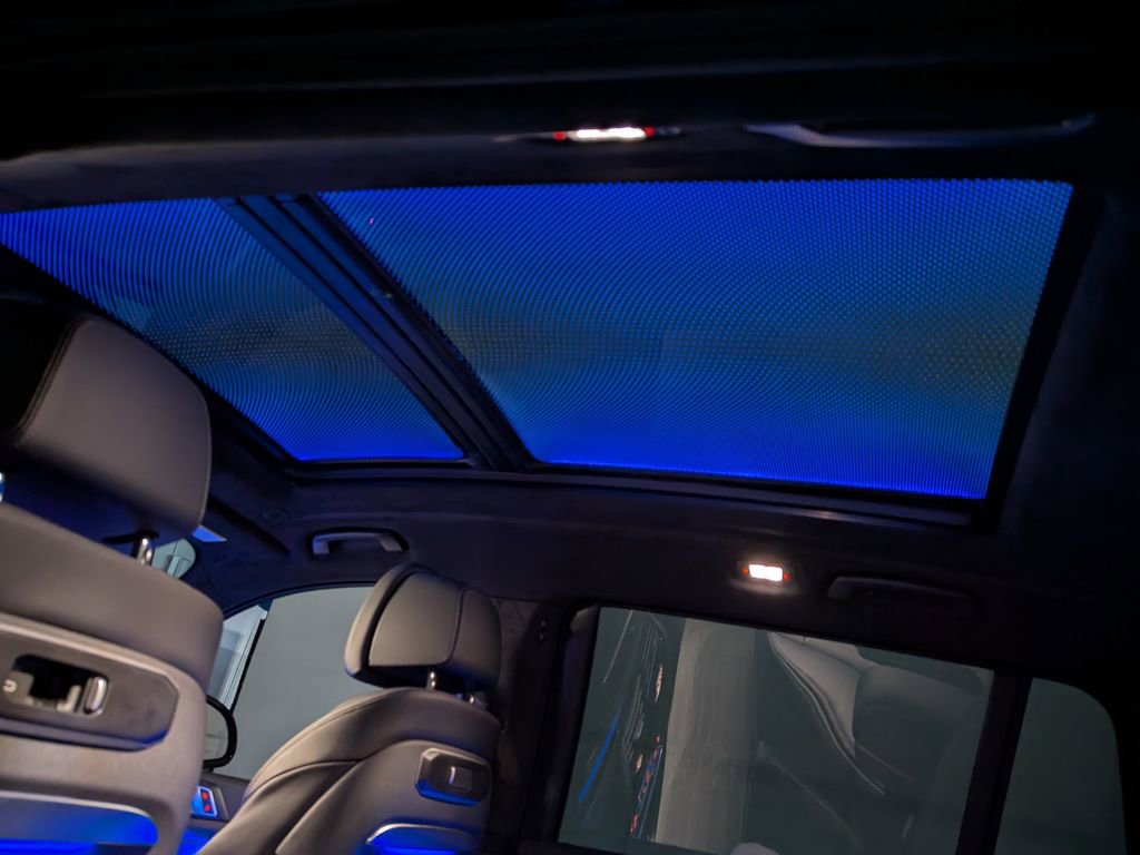 Used 2026 BMW X7 M60i image 13