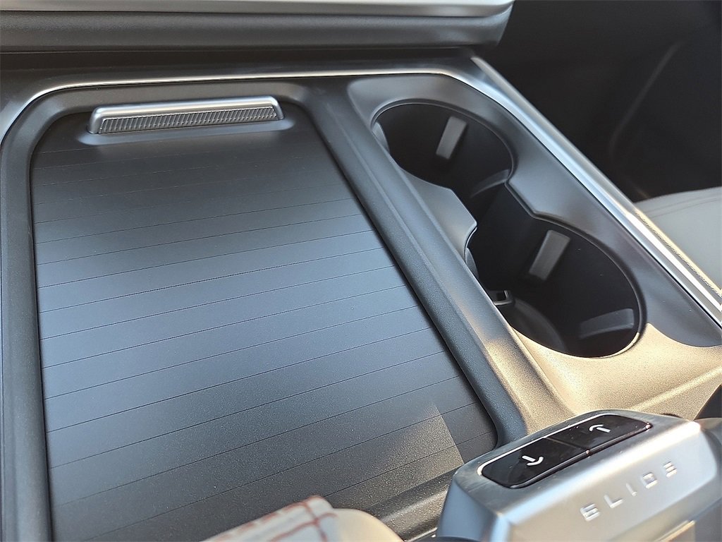 New 2025 Ford Expedition Active image 20