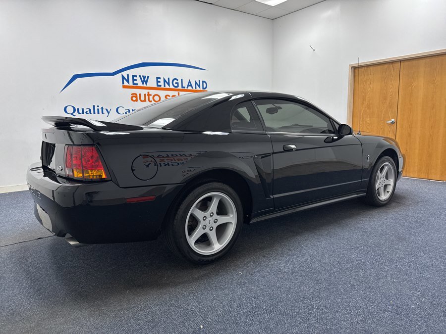 Used 1999 Ford Mustang Cobra RWD image 4