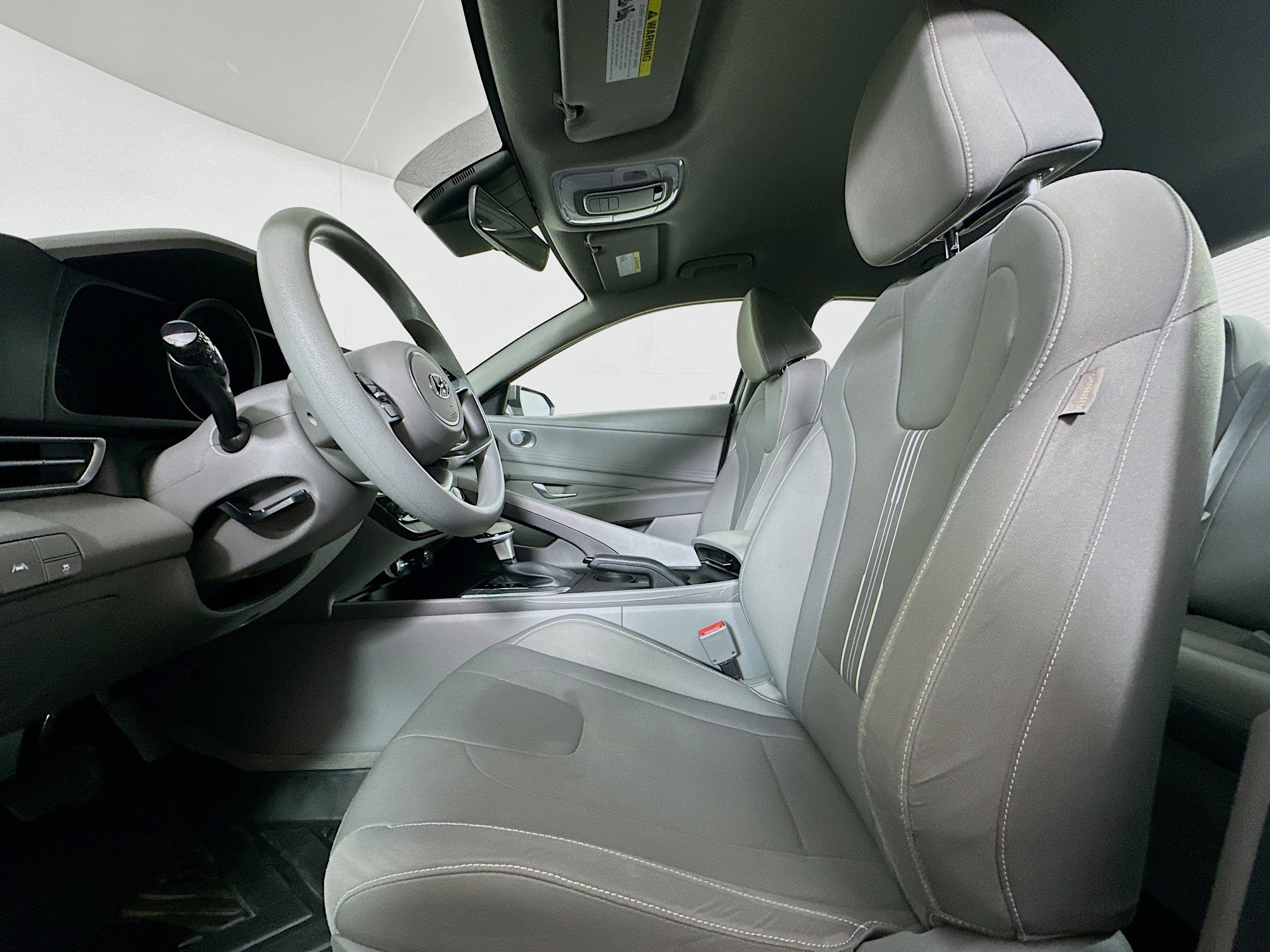 Used 2021 Hyundai Elantra SEL image 13