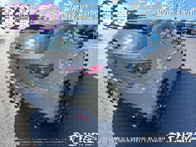 New 2025 MAZDA MAZDA3 Carbon w/ Appearance Package image 17