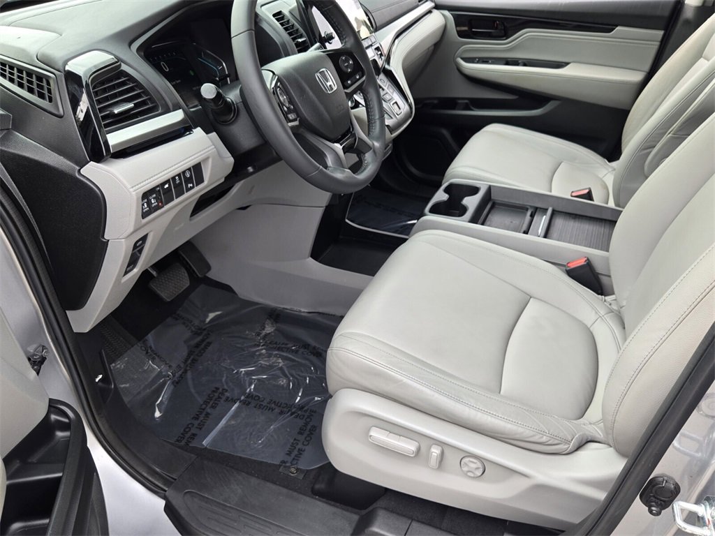 Certified 2023 Honda Odyssey Touring image 10