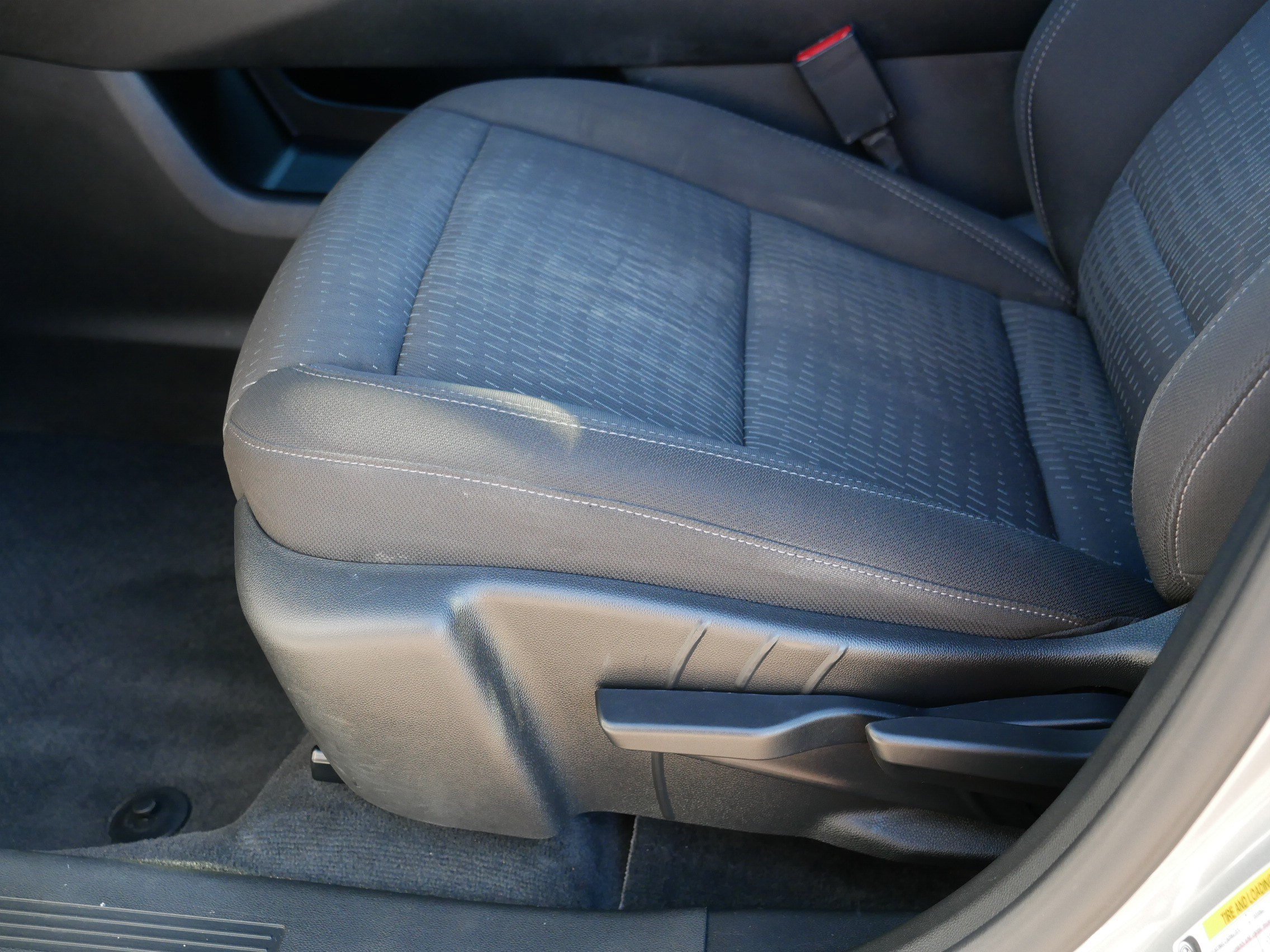 Used 2025 Chevrolet Equinox LT AWD/4WD image 20