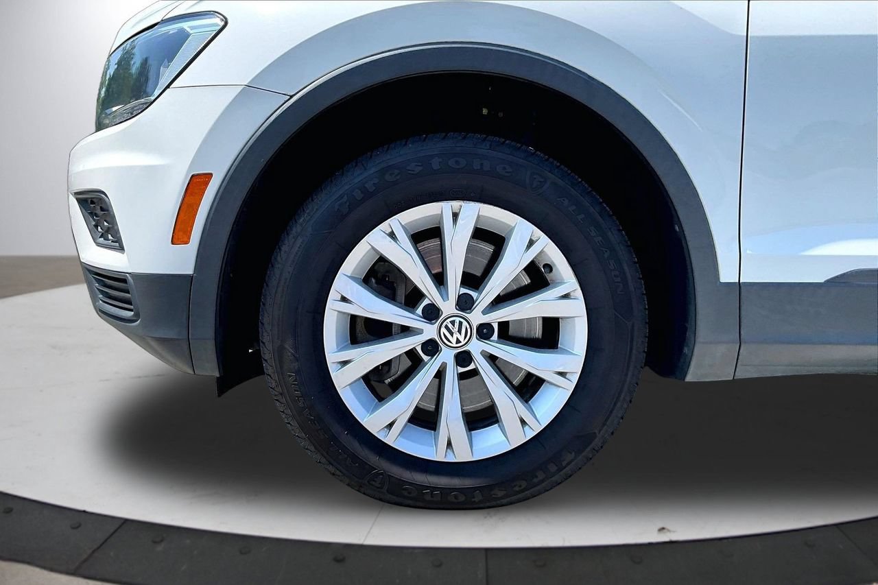 Used 2020 Volkswagen Tiguan S FWD image 31